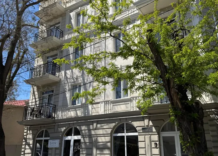 Kamanina Apartments
